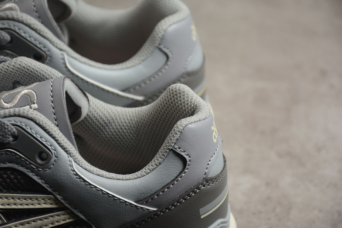 As*ic*s gel-spotlyte low v2 1203a258-021